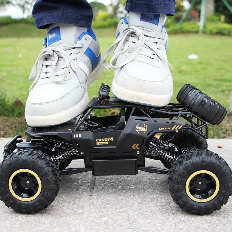 37Cm High-Speed RC Off-Road Car, USB Charging, 4WD 2.4G Remote Control Trucks Cars, Rechargeable Battery, Perfect Gift for Holidays